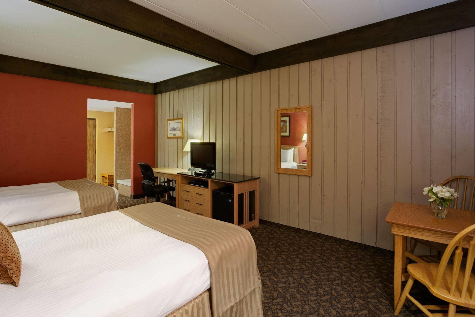Mohican Lodge And Conference Center Perrysville Εξωτερικό φωτογραφία